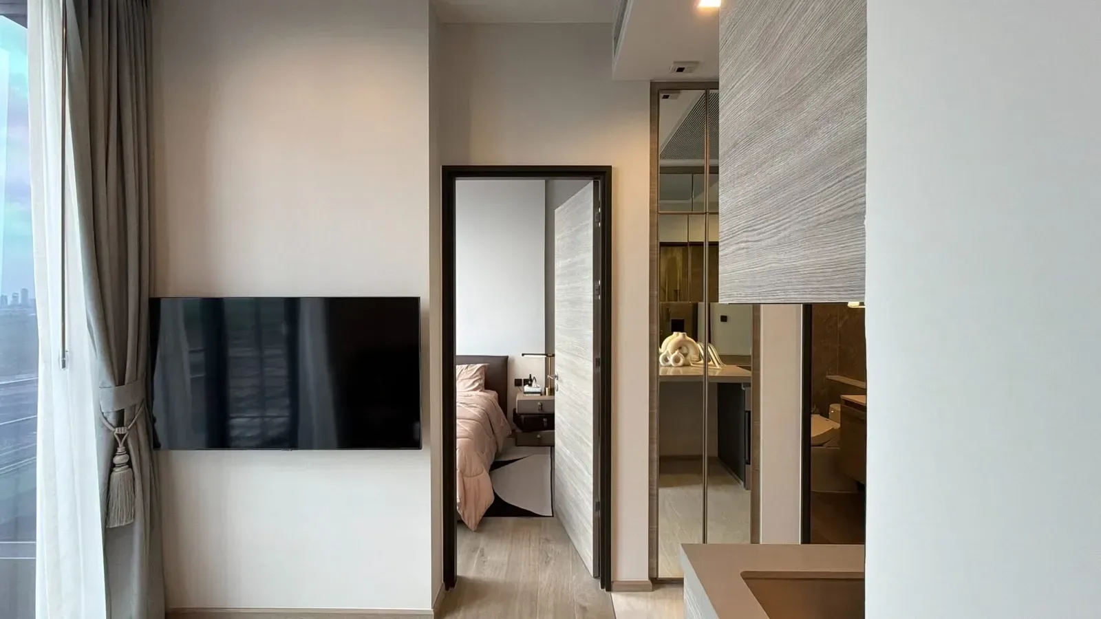 ให้เช่า คอนโด The Crest Park Residences